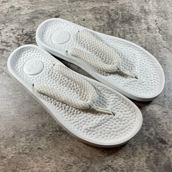 allbirds Shoes Allbirds 283 Kg Co2e Flip Flop Sandal White - Main Image